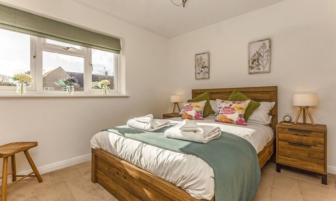 Bourton Cottage | Ardenlea - a cotswold cottage that sleeps 4 guests in 2 bedrooms