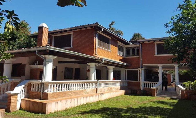 Aregua Apartment | Areguá Haus im Colonialstil in der Nähe des Lago Ypacarai