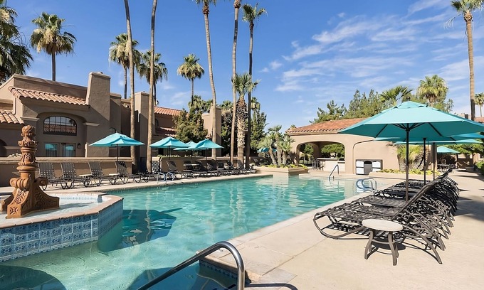 South Scottsdale Resort | Arizona Like it should be! 2 Modern Units, Free Parking, Five Onsite Pools!