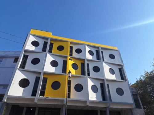 Allahabad Hotel | Aroma Prayagraj By StayApart