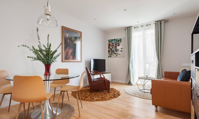 El Poble-sec Apartment | Art House Paral·lel 'Mercat Sant Antoni'