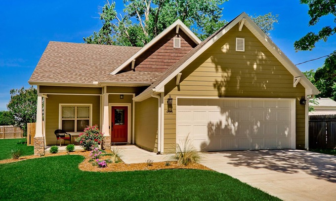 Downtown House | Artisan home in the historic center of Bentonville - close to everything
