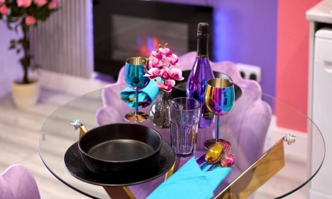 Hatfield Apartment | ArtSpace Apartment,CITY CENTRE,PRIVATE PARKING,WI-FI,NETFLIX, FIREPLACE-HAVEN4U