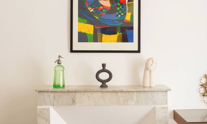 Lourmarin House | Arty stay with terrace in Lourmarin in the heart of the historic center.