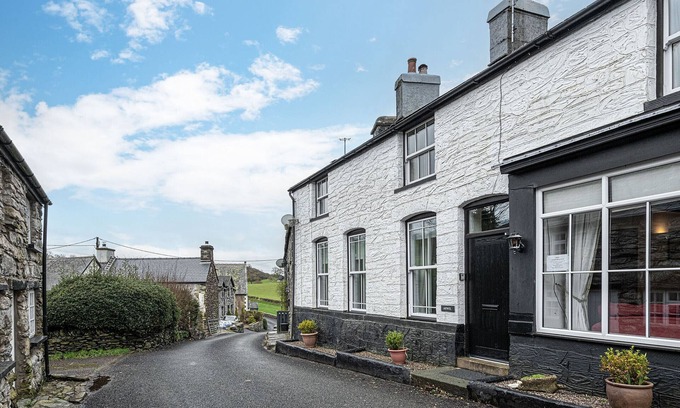 Snowdonia National Park Cottage | Arwel
