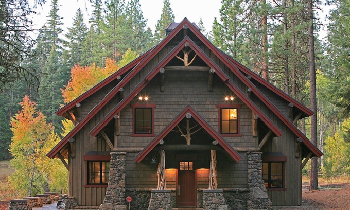 Ashland House | Ashland Lodge w/Lake Views & Game Room Loft