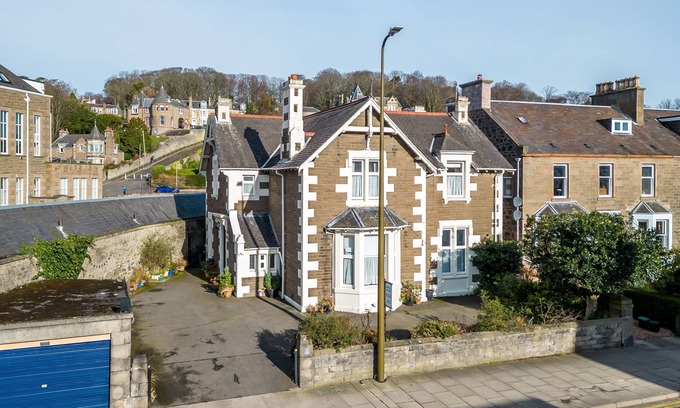 Broughty Ferry House | Ashley House Guest House