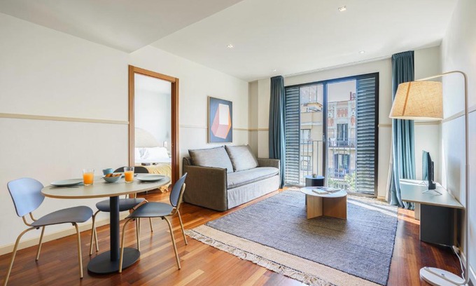 Barcelona Apartment | Aspasios Diagonal Art Apartments