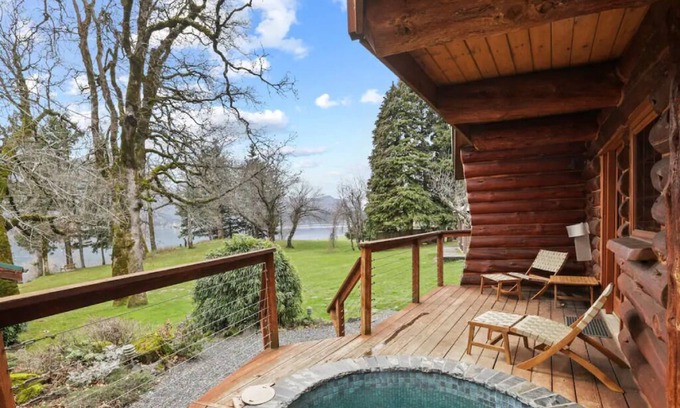 Stevenson Cabin | Aspen Cabin at Wilder and Pine Riverside Cabins