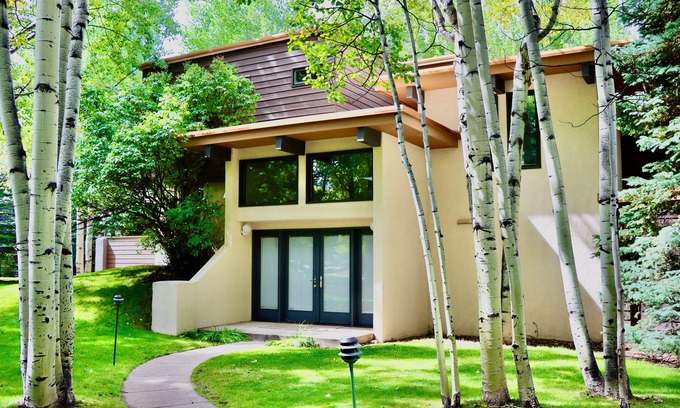 West End House | Aspen West End Sanctuary 4878 sf. Permit #071906