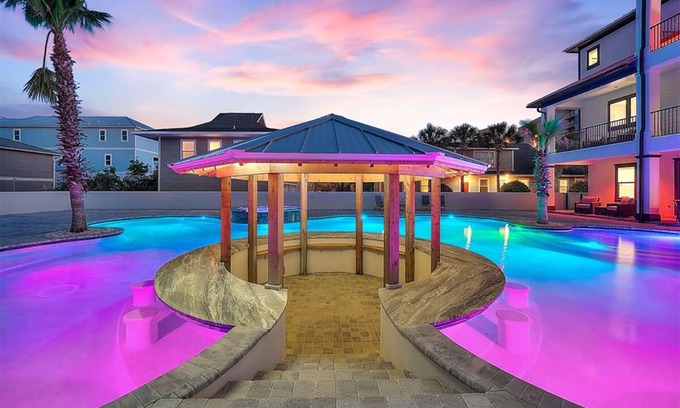 Miramar Beach House | Atlantis - Gulf View, Heated Resort-Style Pool, Hot Tub, Game Room, Free Bikes!