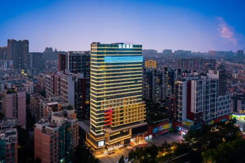 Shunde Hotel | Atour Hotel Foshan Qinghuiyuan Dongle Road Subway StationShunde MiXc Shopping Mall Shunde Happy Coast