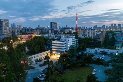 Gu Lou Hotel | Atour Hotel Nanjing Drum Tower North Zhongshan Road