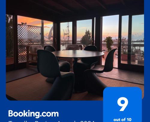 Vibo Marina Apartment | Attico con terrazza sul porticciolo turistico di Vibo Marina