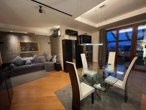 Cirenaica Apartment | Attico con vista spettacolare e Jacuzzi