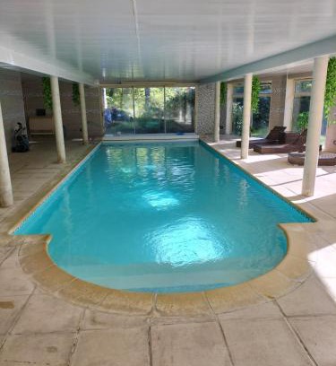 Forges-les-Eaux House | Au Charme du Lac Espace bien être et Piscine chauffé proche parc et restaurant du casino