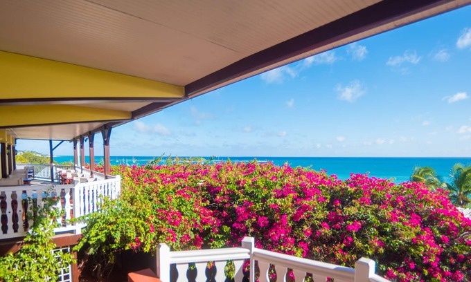 Pointe de la verdure Hotel | Auberge de la Vieille Tour