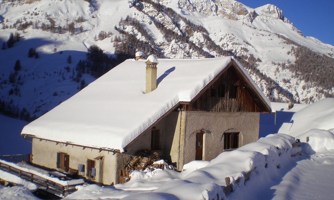 Saint-Veran Ski Chalet | Auberge l'Estoilies, Large chalet/gîte to be privatized in Saint Veran