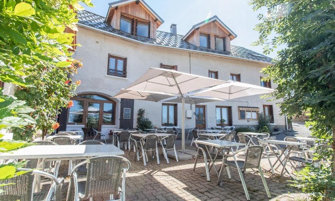 Saint-Michel-de-Chaillol Hotel | Auberge Le Vieux Chaillol