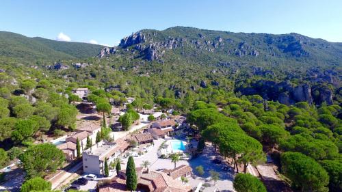 Moureze Hotel | Auberge Val Moureze Hôtel & Spa