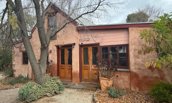 Upper Wakefield Apartment | Auburn Garden Suites