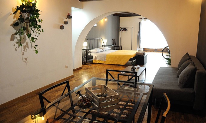 Kalsa Apartment | Aurora - elegant loft in city center