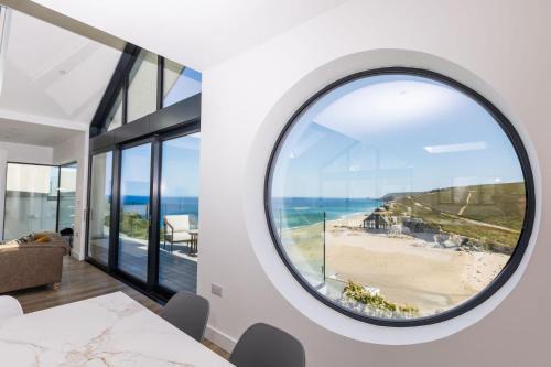 Porthtowan House | Aurora Skies