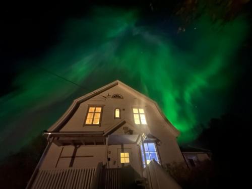 Ibestad Villa | Aurora view house