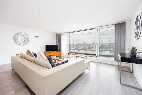 Docklands Apartment | Austin David Executive ExCeL