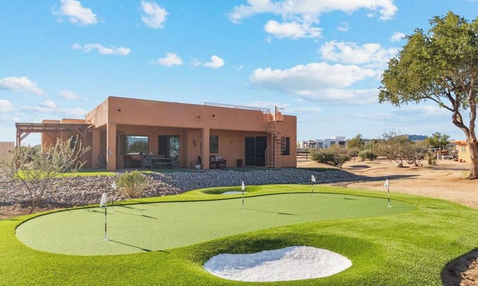 Rio Verde Foothills House | Authentic and Luxurious Arizona Ranch House