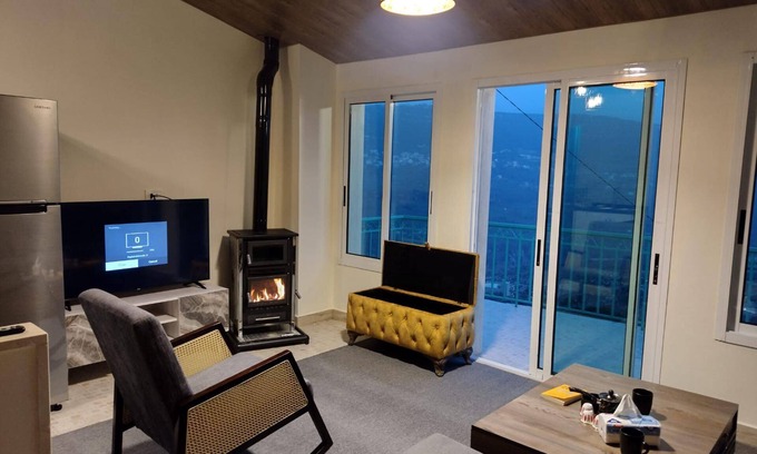 Beiteddine Ski Chalet | Authentic Chalet in the Heart of Shouf - 5 People