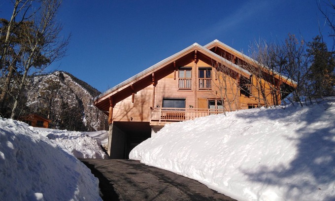 Briancon Ski Chalet | Authentic, cosy chalet for an ideal family holiday