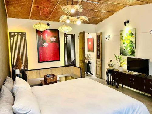Hang Bai Apartment | Authentic Hanoi Collective Housing near Hoan Kiem Lake