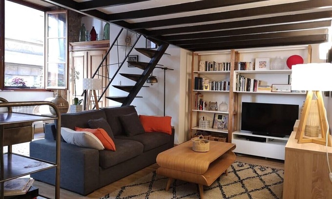 Les Cordeliers Apartment | Authentic Loft with Mezzanine & Exposed Stones – Heart of Lyon