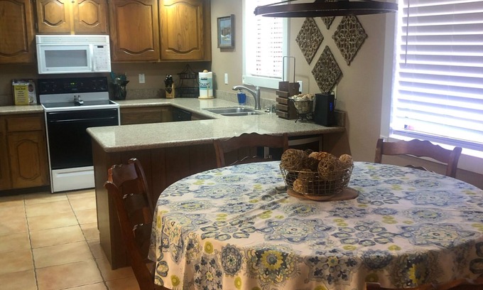 Paradise Valley Village Condo | Available December Prime Location Golf- 5 pools Spas walk paths