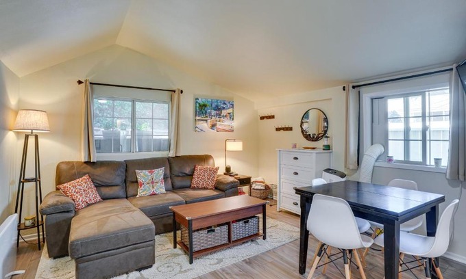 Avalon House | Avalon Cottage Less Than Half-Mi to Beaches and Crescent Ave