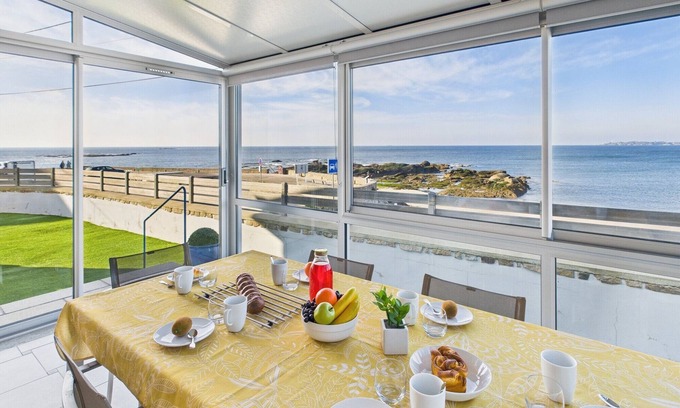 Concarneau Ski Chalet | -AVEL DRO- Belle maison familiale vue mer corniche