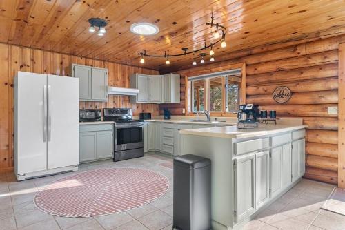 Custer House | Aviators Haven