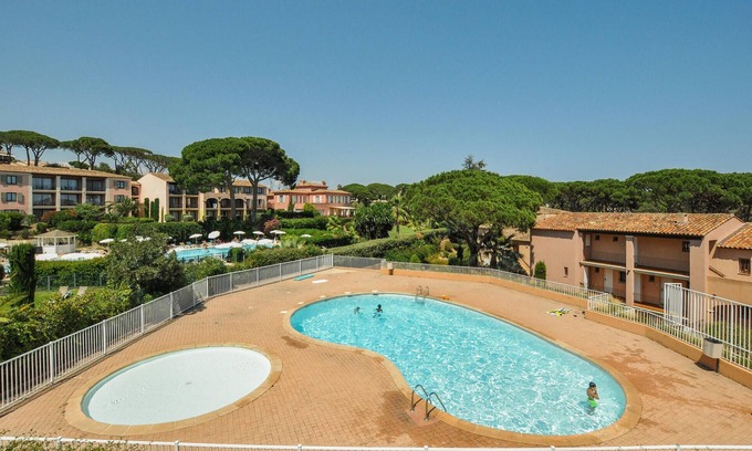 Sainte-Maxime Apartment | Awesome apartment in Sainte-Maxime