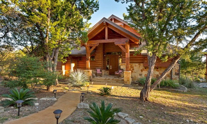 Leander Cottage | Awesome Cottage in The Hollows Resort, Hiking Trails, 4 Pools, Hill Country View!