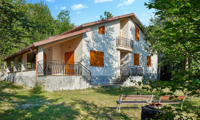 Civitella del Tronto House | Awesome home in Cerqueto di Civitella