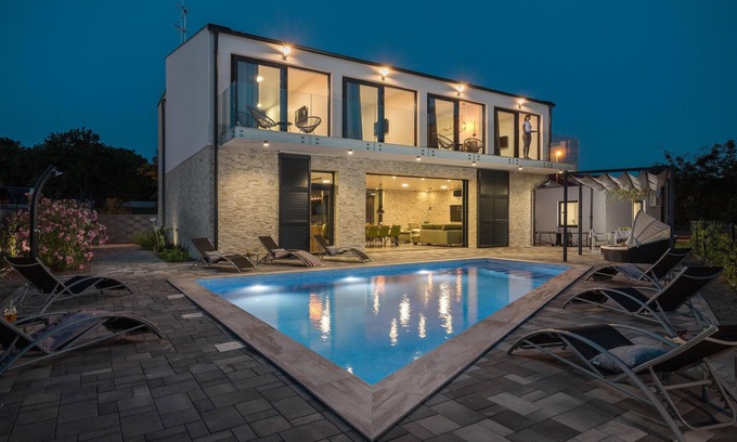 Sveti Vid-Miholjice House | Awesome home in Sveti Vid Miholjice