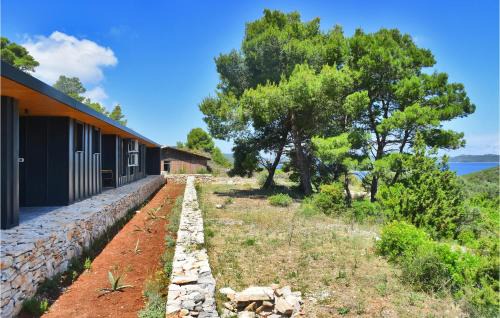 Dragove House | Awesome Home In Dragove With Wifi