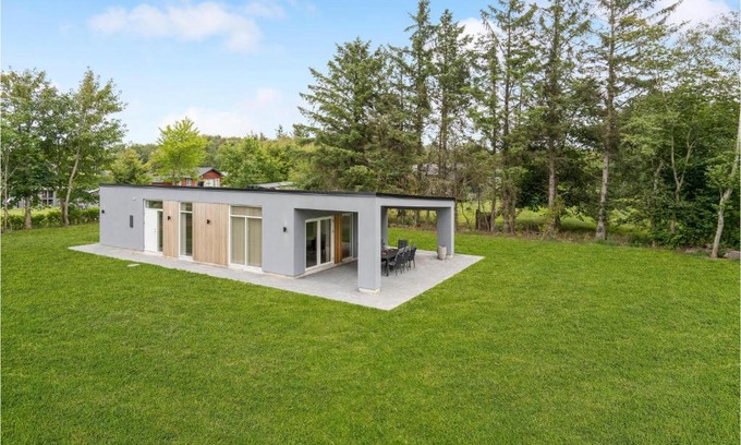 Nibe House | Awesome Home In Nibe With Kitchen