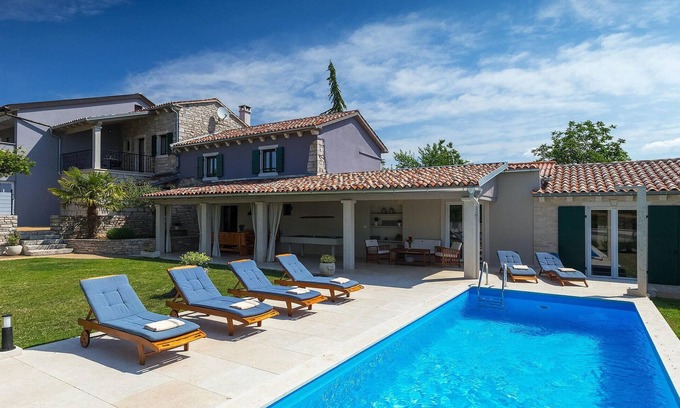 Zabrezani House | Awesome home in Pazin