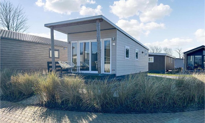 Scherpenisse House | Awesome Home In Scherpenisse