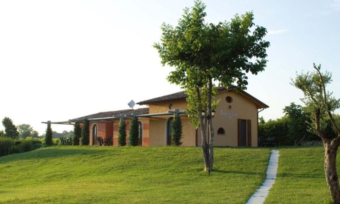 Cavriana Bed & Breakfast | B&B Borgo Tre Case