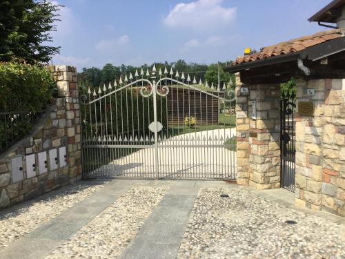 Monterotondo Bed & Breakfast | B&B CORTE SANT'ANGELO