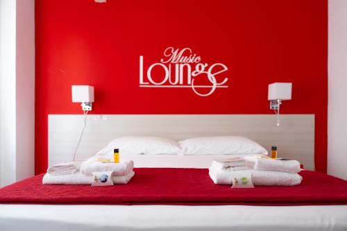 Villa San Giovanni Bed & Breakfast | B&B enjoy music