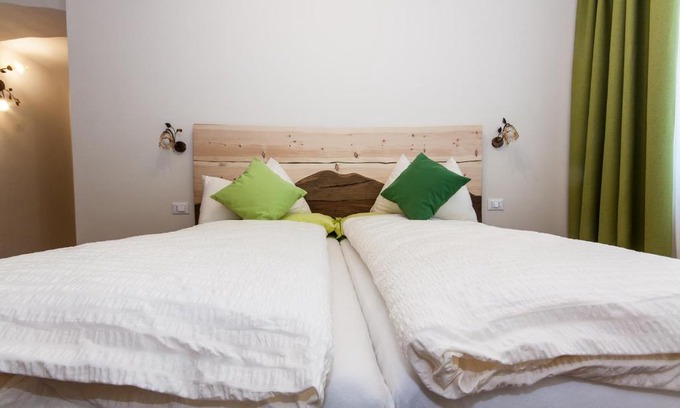 Cles Bed & Breakfast | B&B Incanto